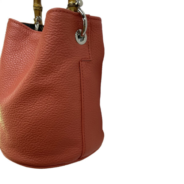 Borsa Mini-SAC Pelle Bottalata Corallo - immagine 3